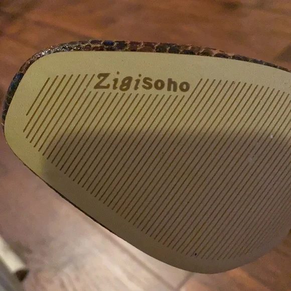 Zigi Soho Faux Snakeskin Ankle Boot - Picture 5 of 7